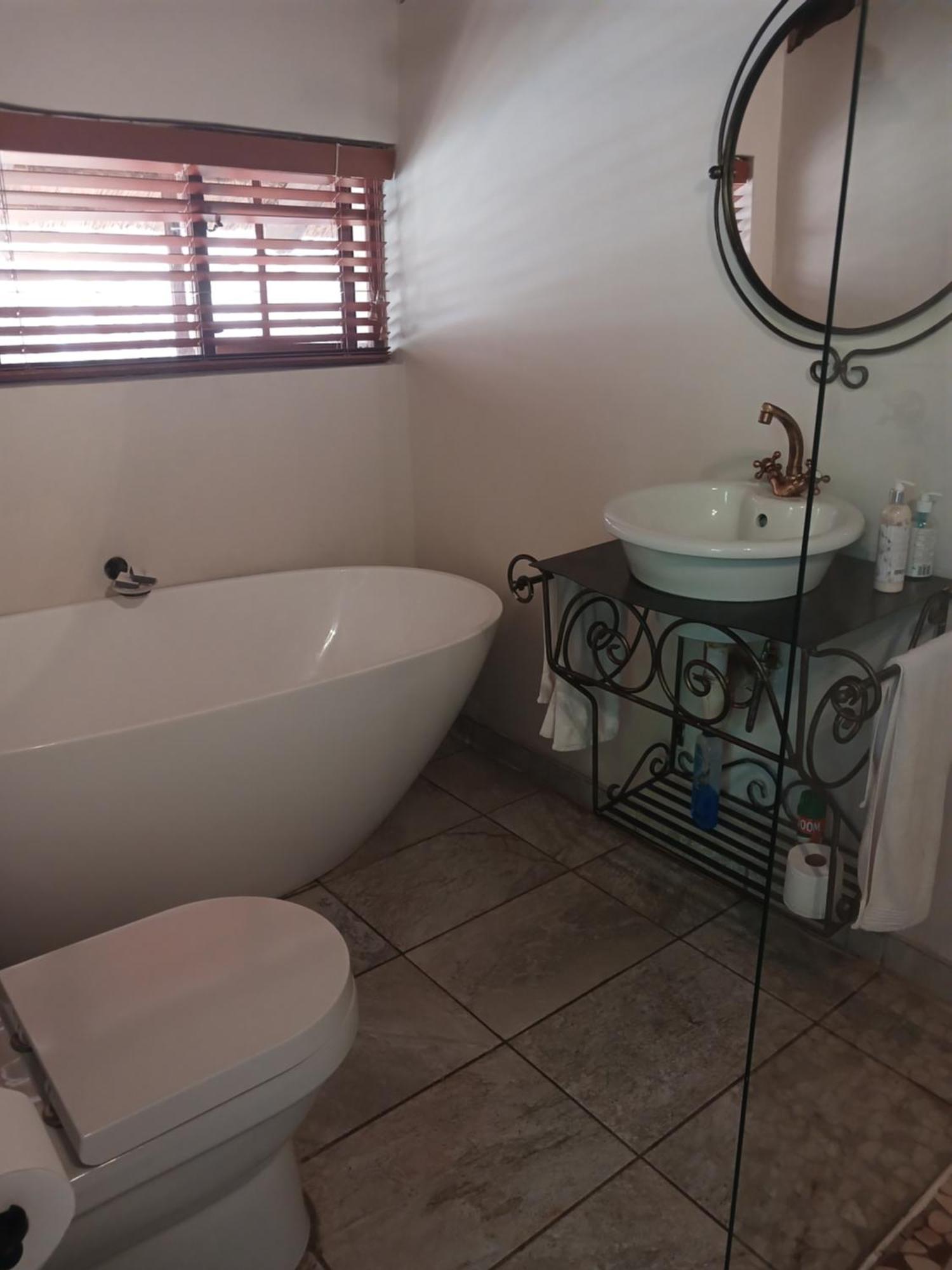 Cozy Kosmos Hartbeespoort Quarto foto